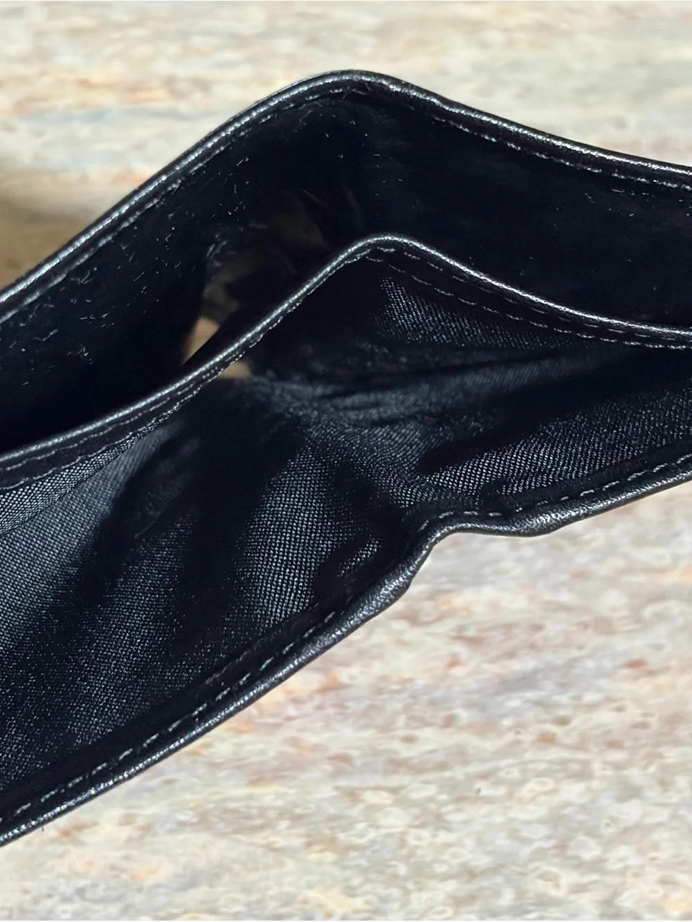 Tumi Black Double Billfold Textured Leather Card Holder/ Wallet